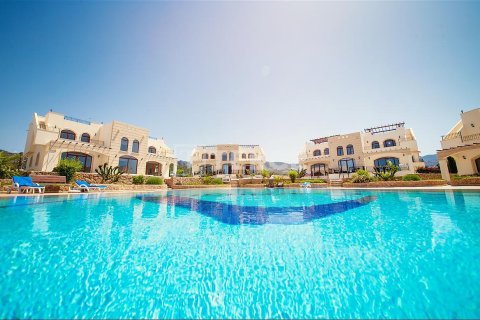 Продажа виллы в Гирне, Северный Кипр 1+1, 70м2, №214920 – фото 1