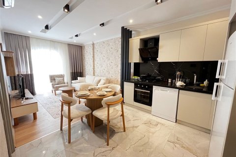 Daire  1+1  Oba, Antalya, Türkiye №219044