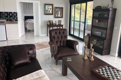 ویلا در  Alanya ، ترکیه 4 خوابه ، 340 متر مربع.  شماره 217973 - 25