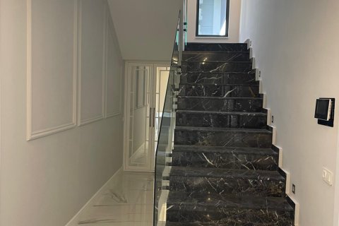 ویلا در  Alanya ، ترکیه 4 خوابه ، 340 متر مربع.  شماره 217973 - 11