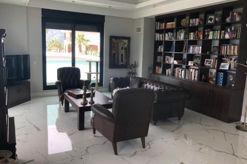 ویلا در  Alanya ، ترکیه 4 خوابه ، 340 متر مربع.  شماره 217973 - 24