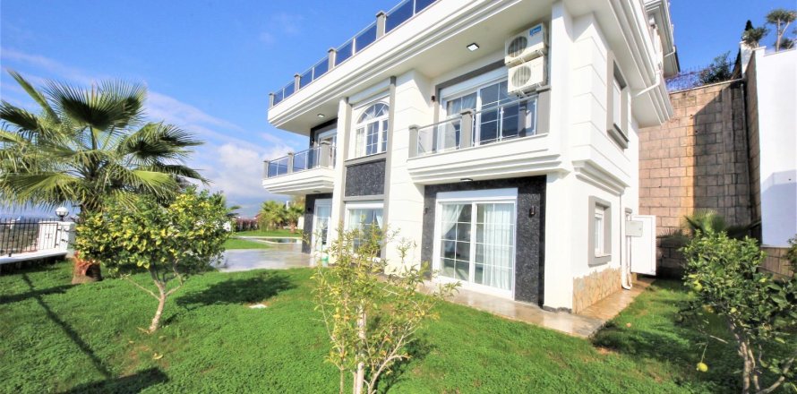 Вилла  3+1 в Аланье, Анталья, Турция №217967