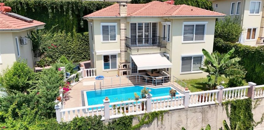 Вилла  3+2 в Аланье, Анталья, Турция №217970