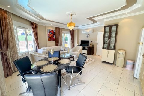 2+1 Wohnung  in Alanya, Antalya, Türkei Nr. 218542 - 2