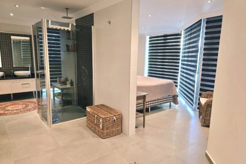 آپارتمان در  Cikcilli ، ترکیه 3 خوابه ، 165 متر مربع.  شماره 218862 - 6