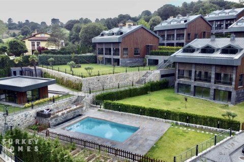 4+1 Villa  in Istanbul, Turkey No. 232376