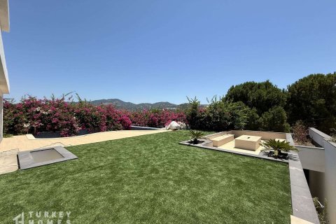Villa for sale in Bodrum, Mugla, Turkey, 5 bedrooms, 320m2, No. 232372 – photo 8