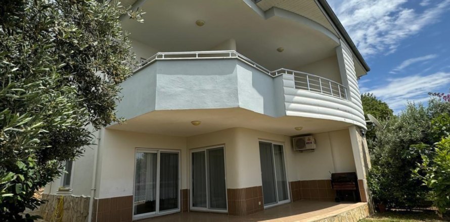 Villa 3+1 Alanya, Antalya, Türkiye №217979