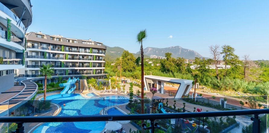 Daire  1+1  Oba, Antalya, Türkiye №218984