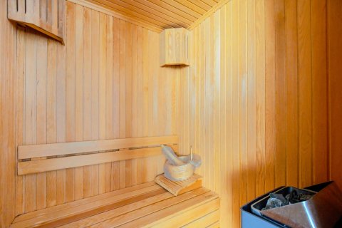 Аренда квартиры  в Аланье, Анталье, Турция 3+1, 200м2, №216822 – фото 15