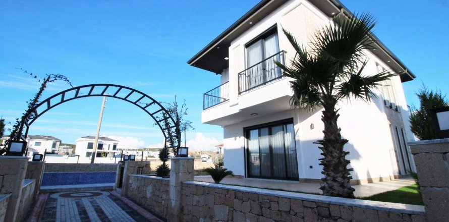 3+1 Villa i Didim, Aydin, Turkiet Nr. 233652