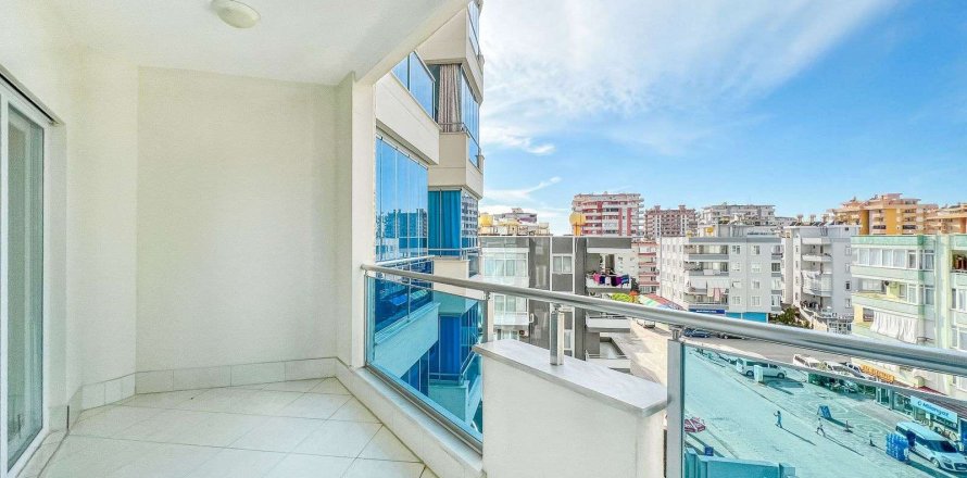 1+1 Apartment in Alanya, Antalya, Turkey No. 233658