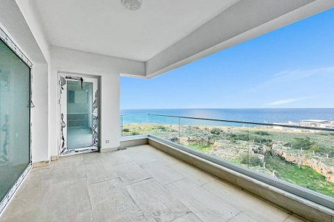 Продажа квартиры  в Гирне, Северный Кипр 3+1, 145м2, №214523 – фото 1