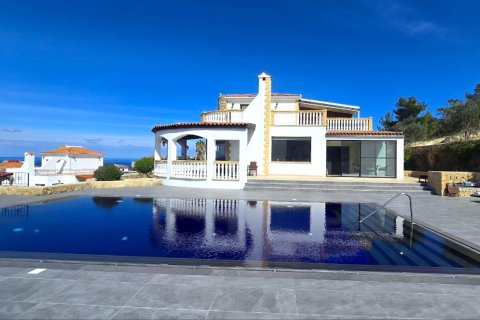 Продажа виллы  в Бахчели, Гирне, Северный Кипр 7+1, 400м2, №214520 – фото 4