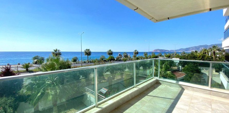 آپارتمان در  Kestel ، ترکیه 3 خوابه ، 185 متر مربع.  شماره 219026