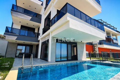 3+2 Villa  i Alanya, Antalya, Tyrkiet Nr. 237437