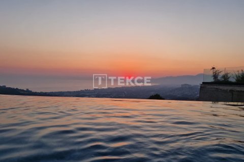ویلا در Alanya ، ترکیه 3 خوابه ، 300 متر مربع. شماره 237437 - 2