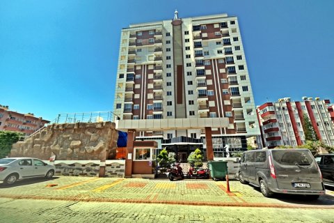 2+1 Wohnung  in Mahmutlar, Antalya, Türkei Nr. 231706