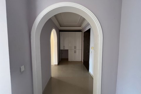 2+1 Lägenhet i Oba, Antalya, Turkiet Nr. 227505 - 6