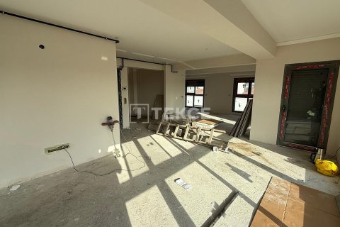 Apartment for sale  in Izmir, Turkey, 4 bedrooms, 178m2, No. 213470 – photo 10