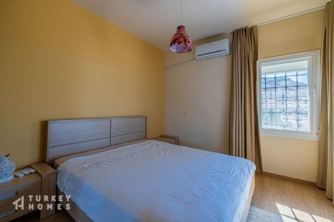 Villa for sale in Gumusluk, Mugla, Turkey, 4 bedrooms, 260m2, No. 233424 – photo 12