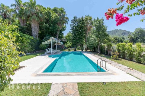 4+1 Villa i Gocek, Mugla, Tyrkia Nr. 233426 - 3