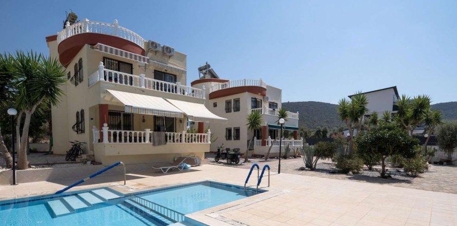 3+1 Villa i Didim, Aydin, Turkiet Nr. 233080