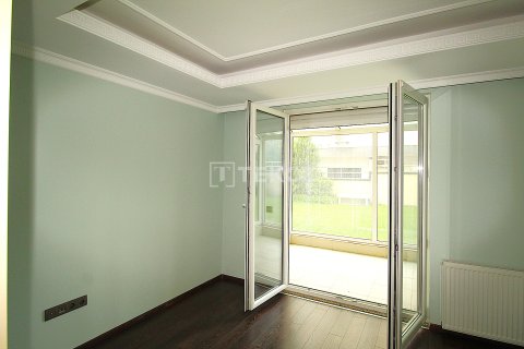 Продажа квартиры  в Стамбуле, Турция 3+1, 160м2, №213236 – фото 13