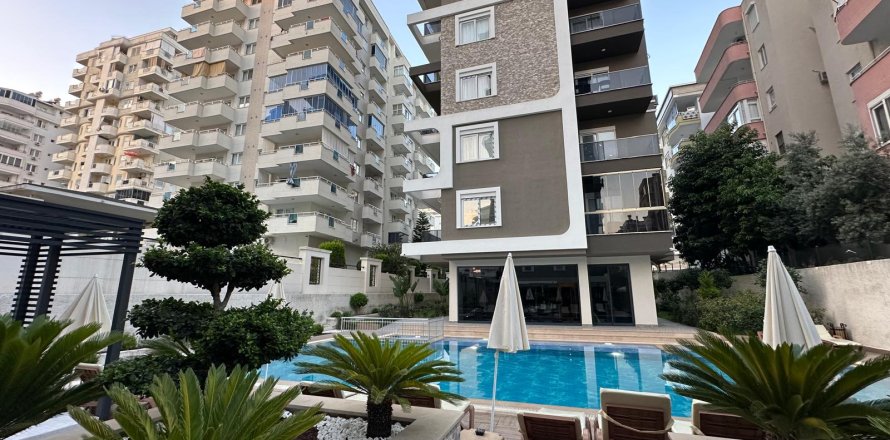 1+1 Lejlighed  i Mahmutlar, Antalya, Tyrkiet Nr. 232167