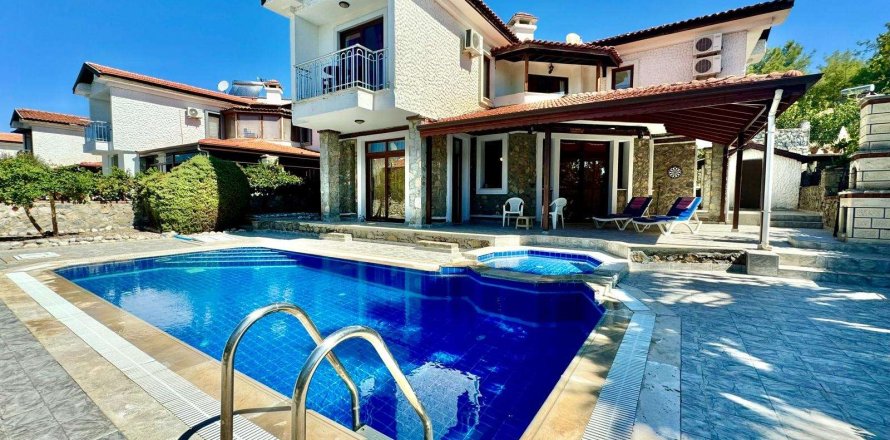 4+1 Villa i Fethiye, Mugla, Tyrkia Nr. 233234