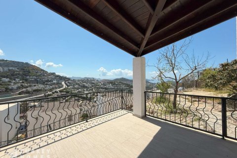 3+1 Villa i Gumusluk, Mugla, Tyrkia Nr. 233087 - 20