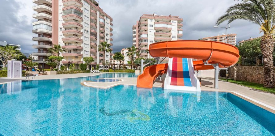 3+1 Lägenhet  i Alanya, Antalya, Turkiet Nr. 233089