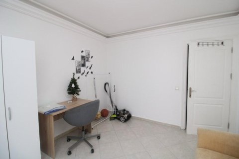 Продажа квартиры в Оба, Анталье, Турция 2+1, 105м2, №228870 – фото 7