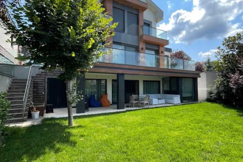6+1 Villa  in Istanbul, Turkey No. 234039