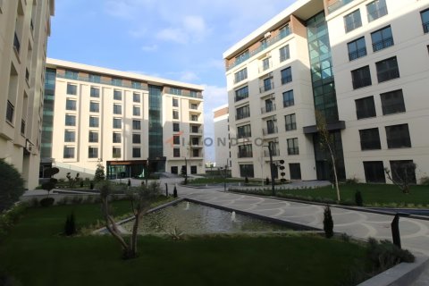 Продажа квартиры  в Эсеньюрте, Стамбуле, Турция 2+1, 92м2, №224150 – фото 2