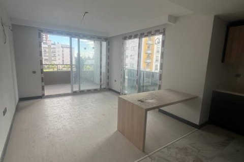 3+1 Apartment  in Mezitli, Mersin, Turkey No. 230723