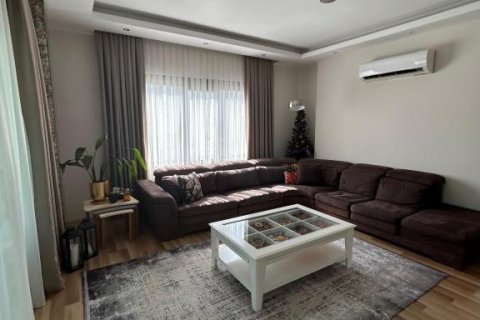 Продажа квартиры в Оба, Анталье, Турция 4 комн., 145м2, №211849 – фото 2