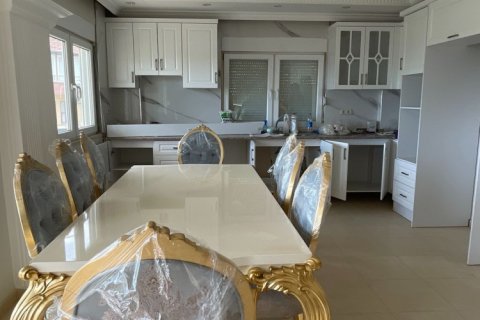 ویلا در  Oba ، ترکیه 7 خوابه ، 300 متر مربع.  شماره 218437 - 2