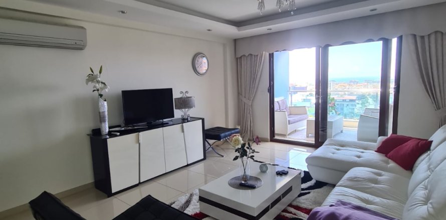 2+1 Apartment  in Cikcilli, Antalya, Turkey No. 218435