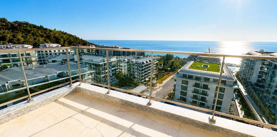 3+1 Leilighet  i Alanya, Antalya, Tyrkia Nr. 224720