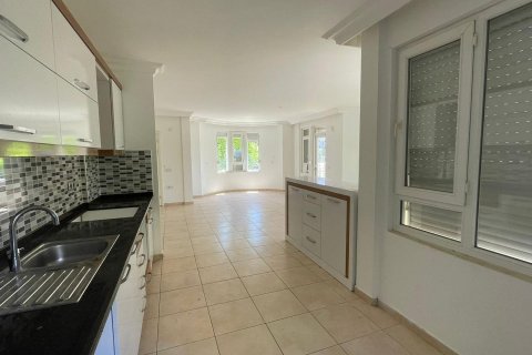 Villa for sale in Kestel, Antalya, Turkey, 3 bedrooms, 200.0m2, No. 213700 – photo 3