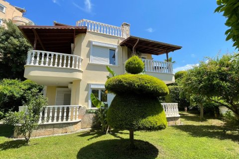 Villa for sale in Kestel, Antalya, Turkey, 3 bedrooms, 200.0m2, No. 213700 – photo 1