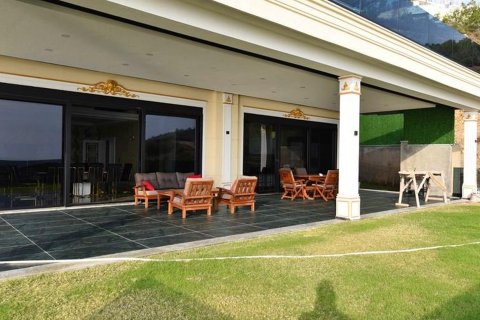 Продажа виллы  в Каргыджаке, Аланье, Анталье, Турция 8+2, 1800.0м2, №213701 – фото 25