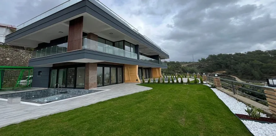 4+2 Lejlighed  i Alanya, Antalya, Tyrkiet Nr. 223601