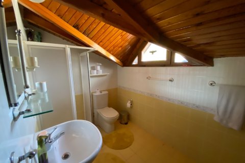 Продажа виллы  в Кемере, Анталье, Турция 4+1, 240м2, №213031 – фото 23