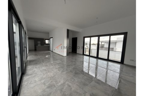 Продажа виллы  в Йенибоазичи, Фамагусте, Северный Кипр 3+1, 207м2, №213032 – фото 15