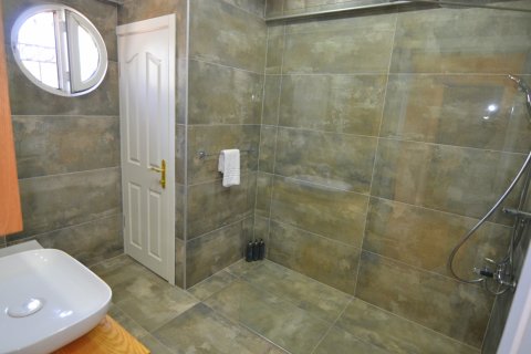 4+1 Villa  in Fethiye, Mugla, Türkei Nr. 232502 - 30