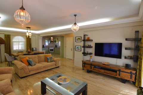 4+1 Villa  in Fethiye, Mugla, Türkei Nr. 232502 - 16