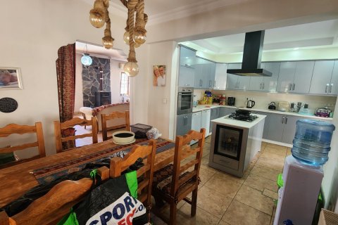 ویلا در  Fethiye ، ترکیه 5 خوابه ، 200 متر مربع.  شماره 232498 - 11