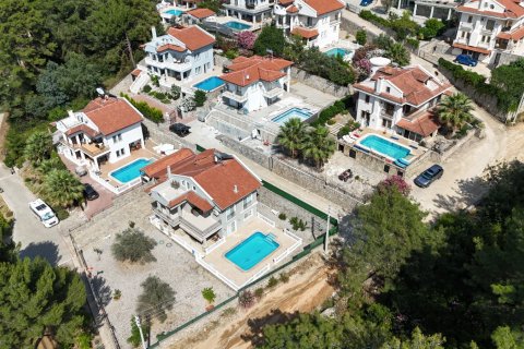 ویلا در  Fethiye ، ترکیه 5 خوابه ، 200 متر مربع.  شماره 232498 - 4
